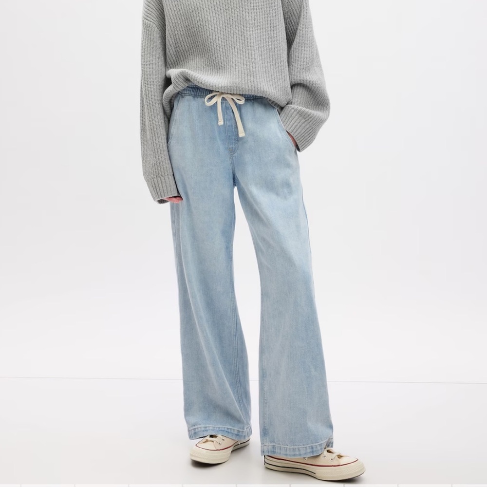 GAP Light Blue Wide-Leg Jeans
